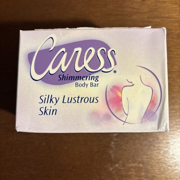 CARESS Shimmering Body Bar (Lot of 2) Silky Lustrous Skin Full Size 4.25 oz VTG - Picture 2 of 5